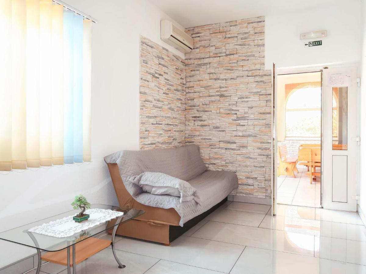 Apartment Golic - Kbg300 By Interhome Cesarica Exterior foto